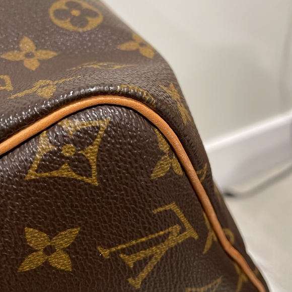 LOUIS VUITTON Speedy 30 EUC comes w/xtras. - Picture 8 of 17